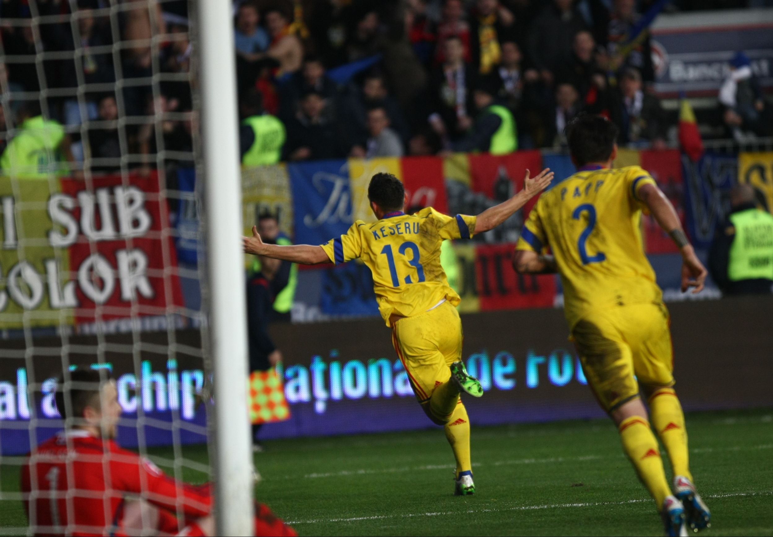 România - Feroe 1-0. S-a scandat: "Ruşine să vă fie!" / GALERIE FOTO