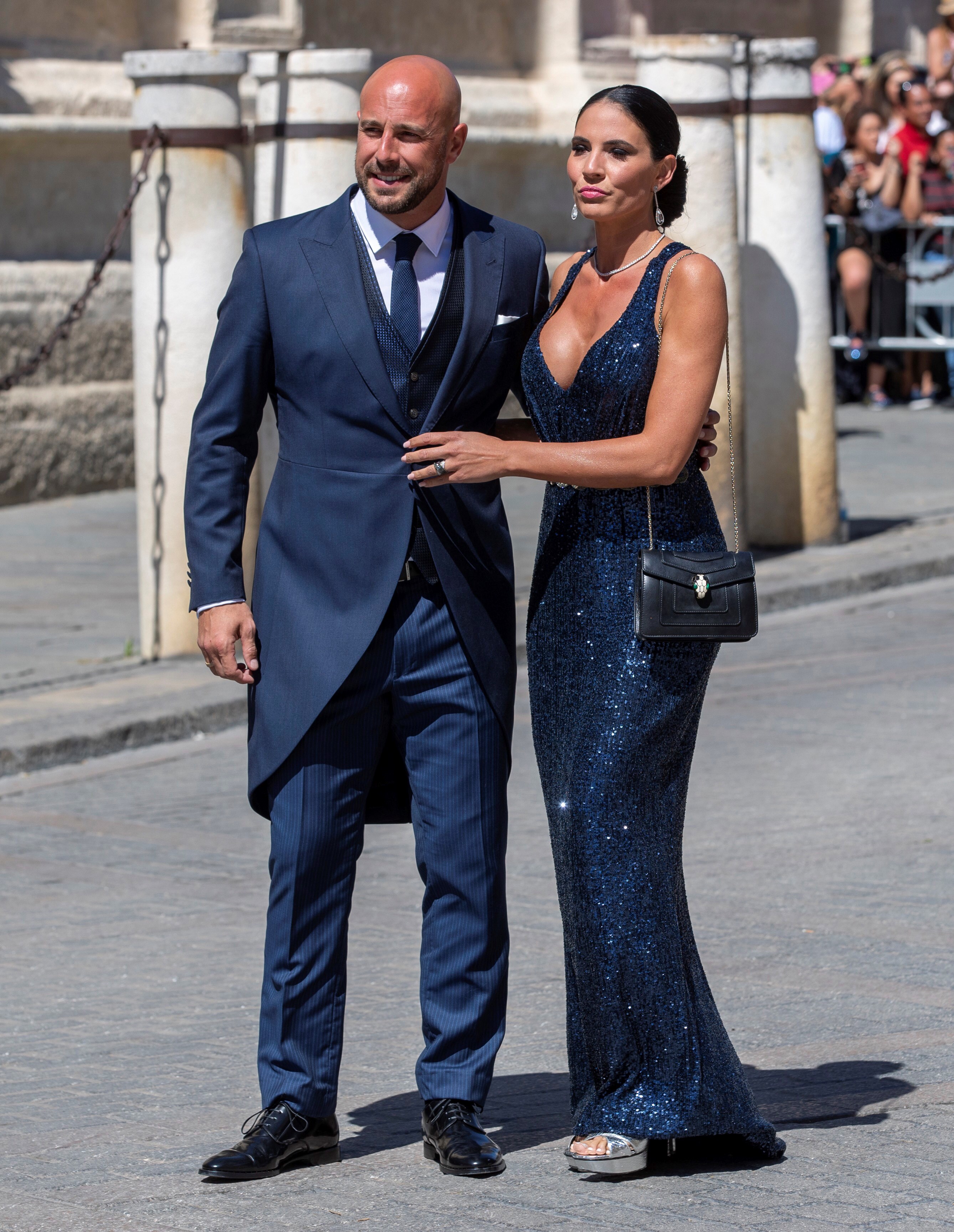 Sergio Ramos a plătit 1 milion de euro ca să-i cânte la nuntă  trupa AC/DC! Imagini de la cununia fotbalistului