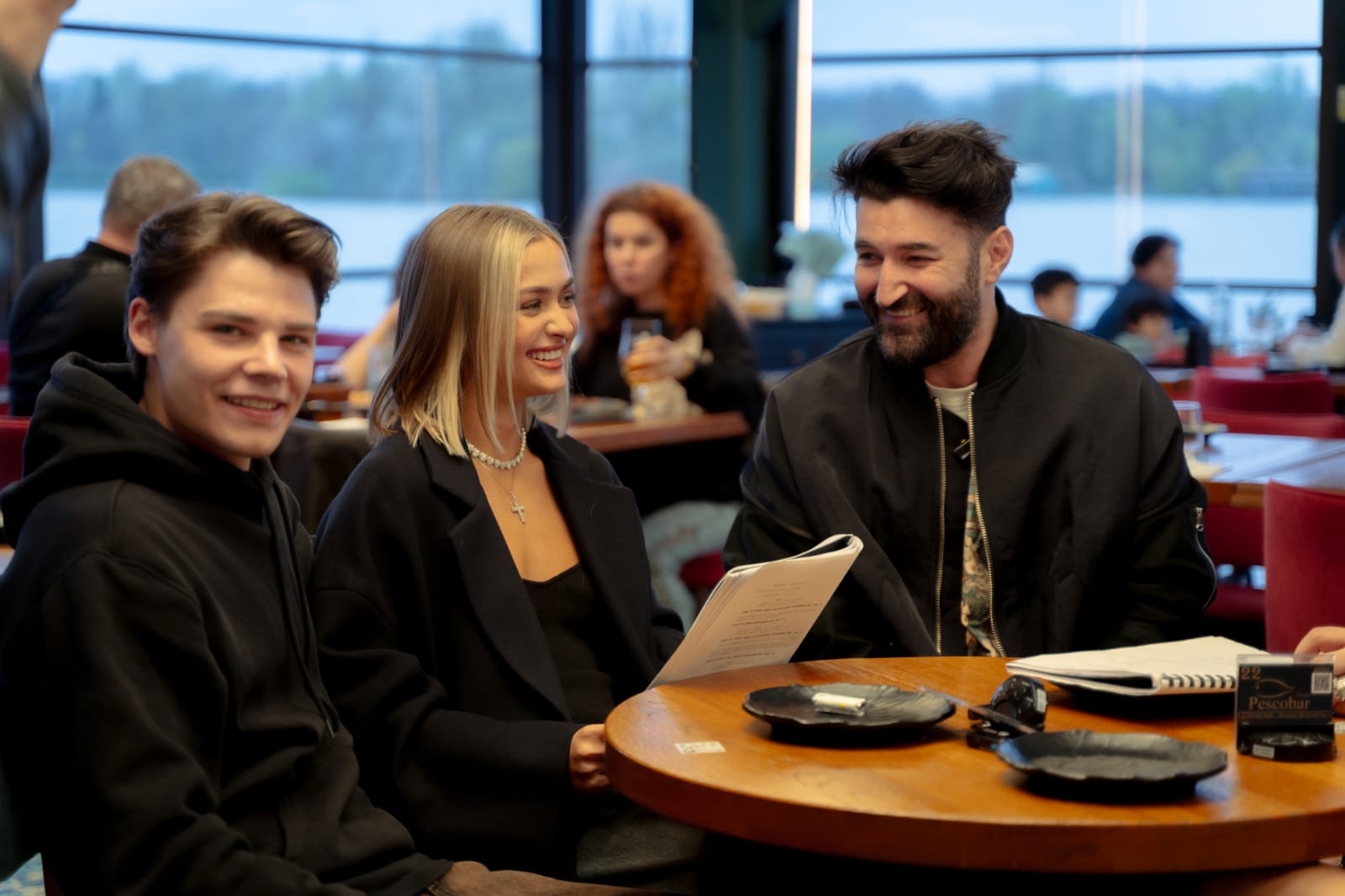 Anunțul făcut după ce Smiley, Tzancă Uraganu, Andreea Bălan și Iuliana Beregoi au fost surprinși împreună la masă: „Concep un plan”