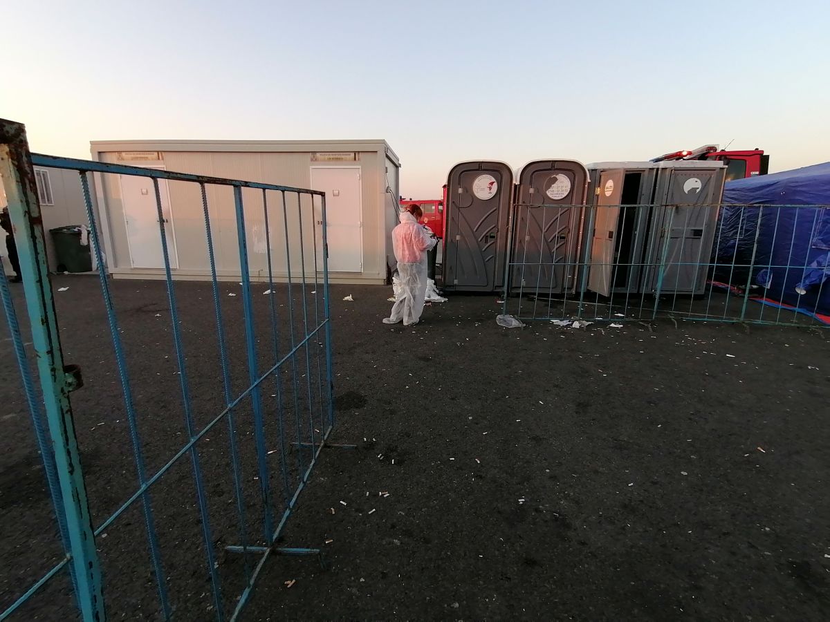 CORESPONDENȚĂ de la graniță | Vama Nădlac, un focar de infecție din cauza mormanelor de gunoi. Ce spune Prefectura Arad despre situație