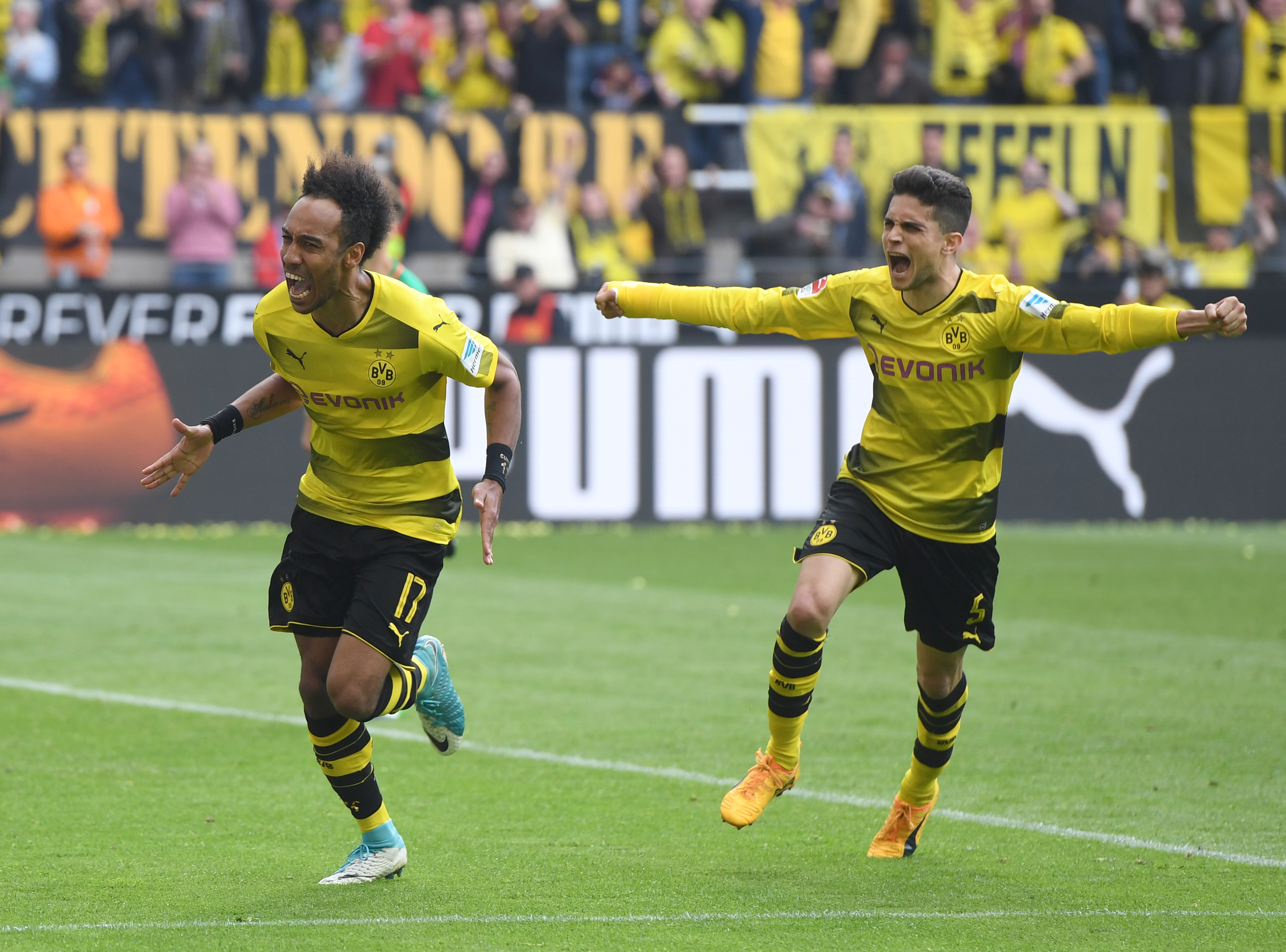 Germania, etapa 34. Bayern, campioană. Hamburg a scăpat, Wolfsburg merge în baraj. Dortmund a prins eroic locul 3. Măcel la Berlin. Clasament final / FOTO & VIDEO