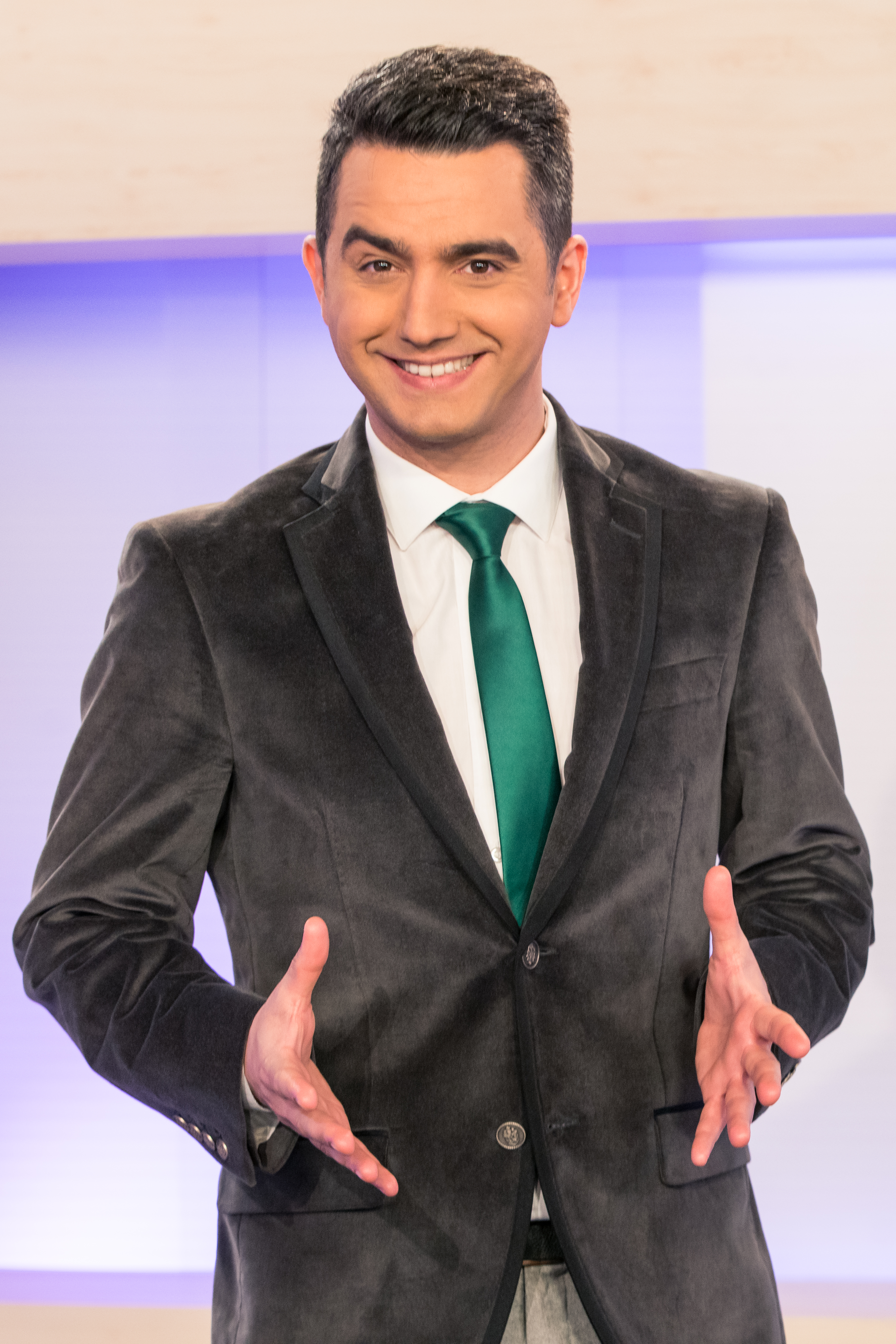 Anca Dumitrescu și Cătălin Petre dau deșteptarea la Digi24. Le place să se trezească dimineața și nu s-ar muta pe alt interval orar
