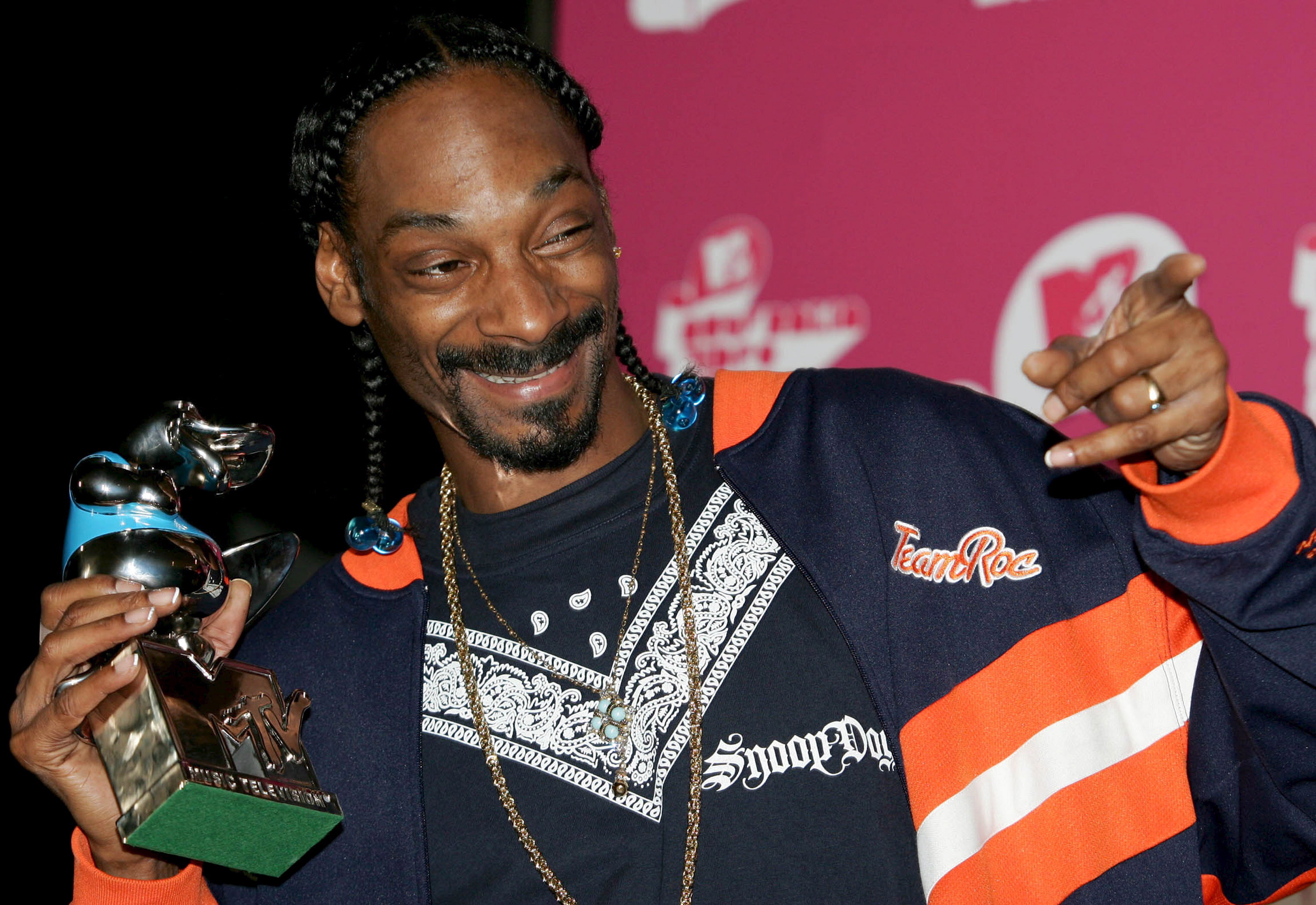 Mayweather a jucat baschet cu rapperul Snoop Dogg / GALERIE FOTO