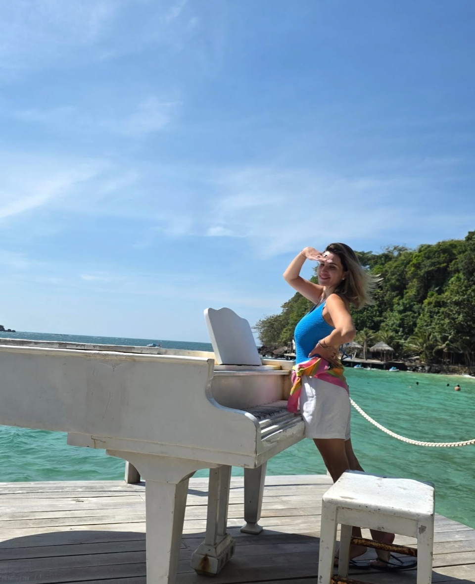 Ce le recomandă Ela Crăciun celor care vor să meargă în Maldive. Vedeta împlinește astăzi 44 de ani