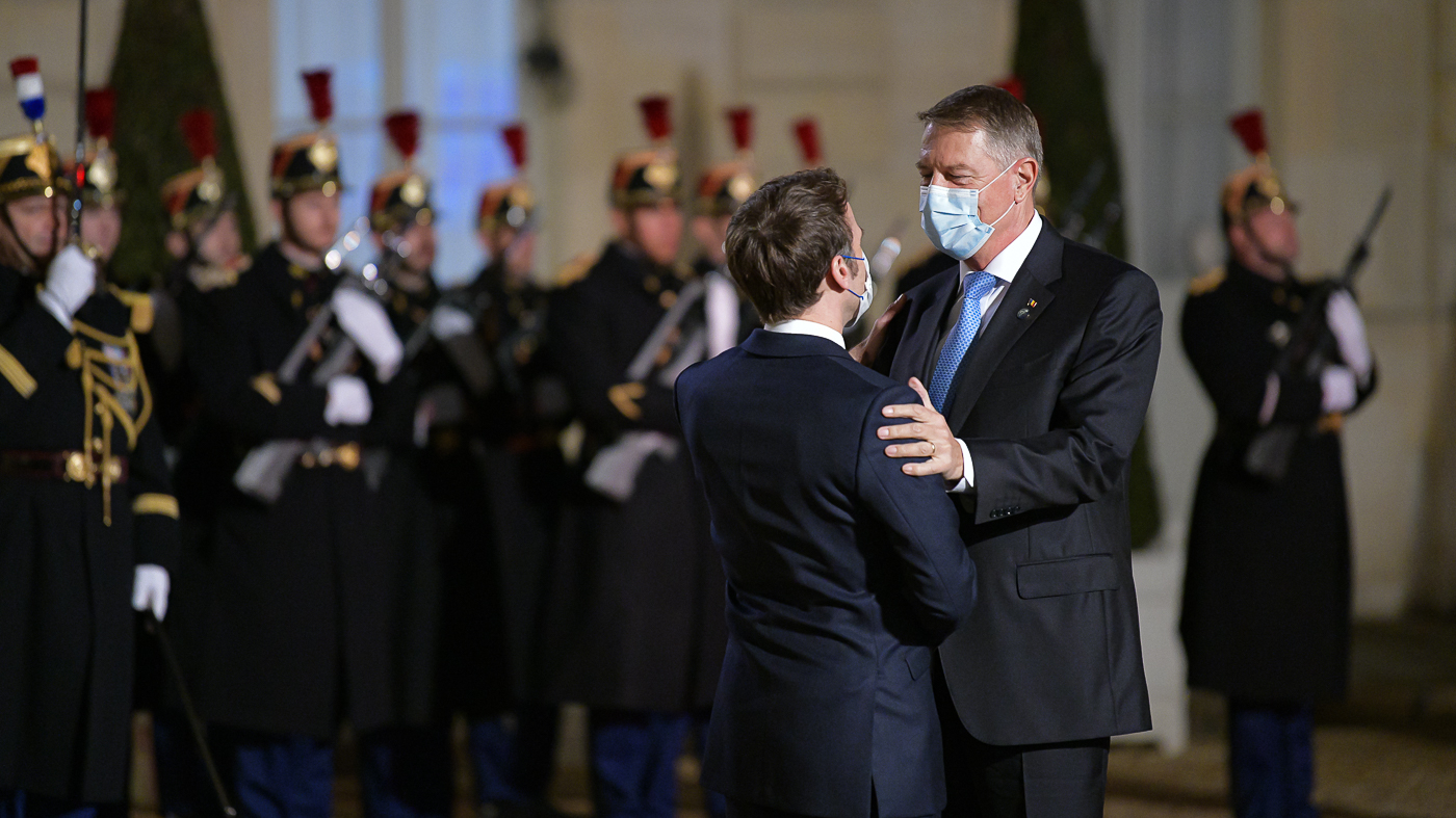 Klaus Iohannis, la dineul informal organizat de Emmanuel Macron la Paris pentru situația din Sahel