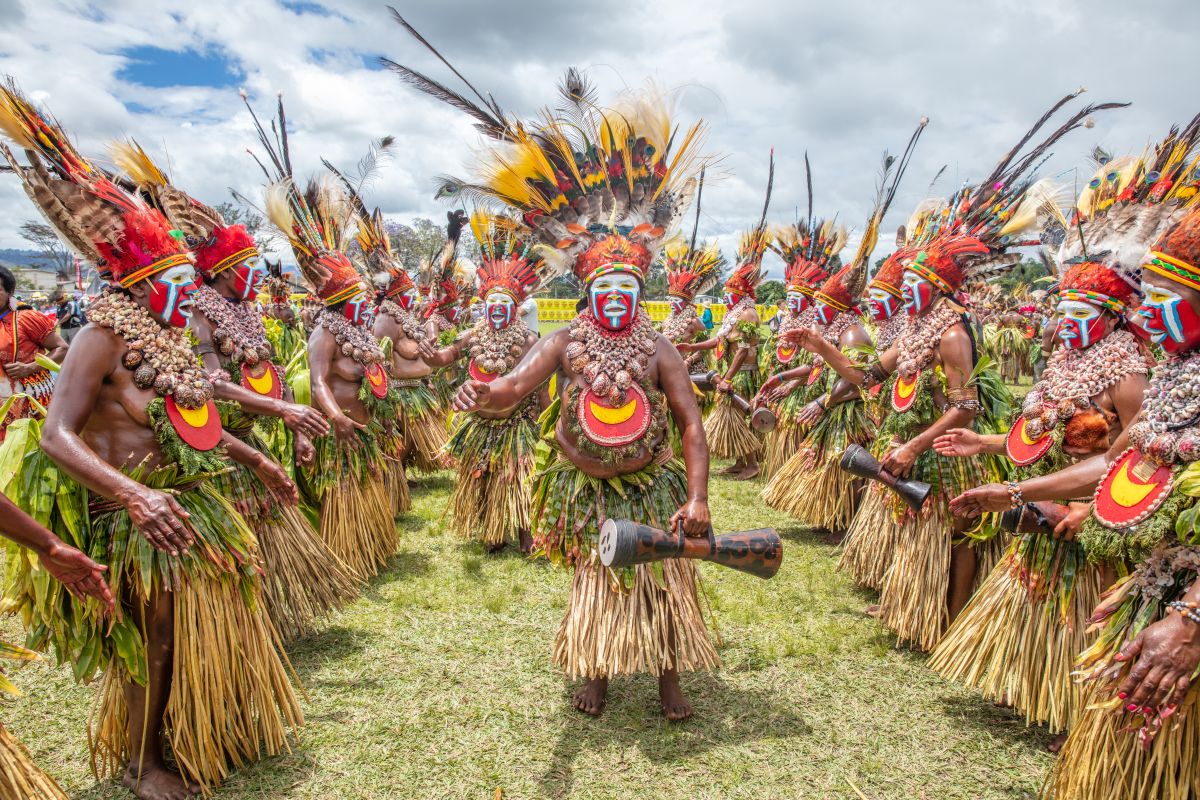 GALERIE FOTO | Imagini spectaculoase și extrem de rare cu triburile din Papua Noua Guinee