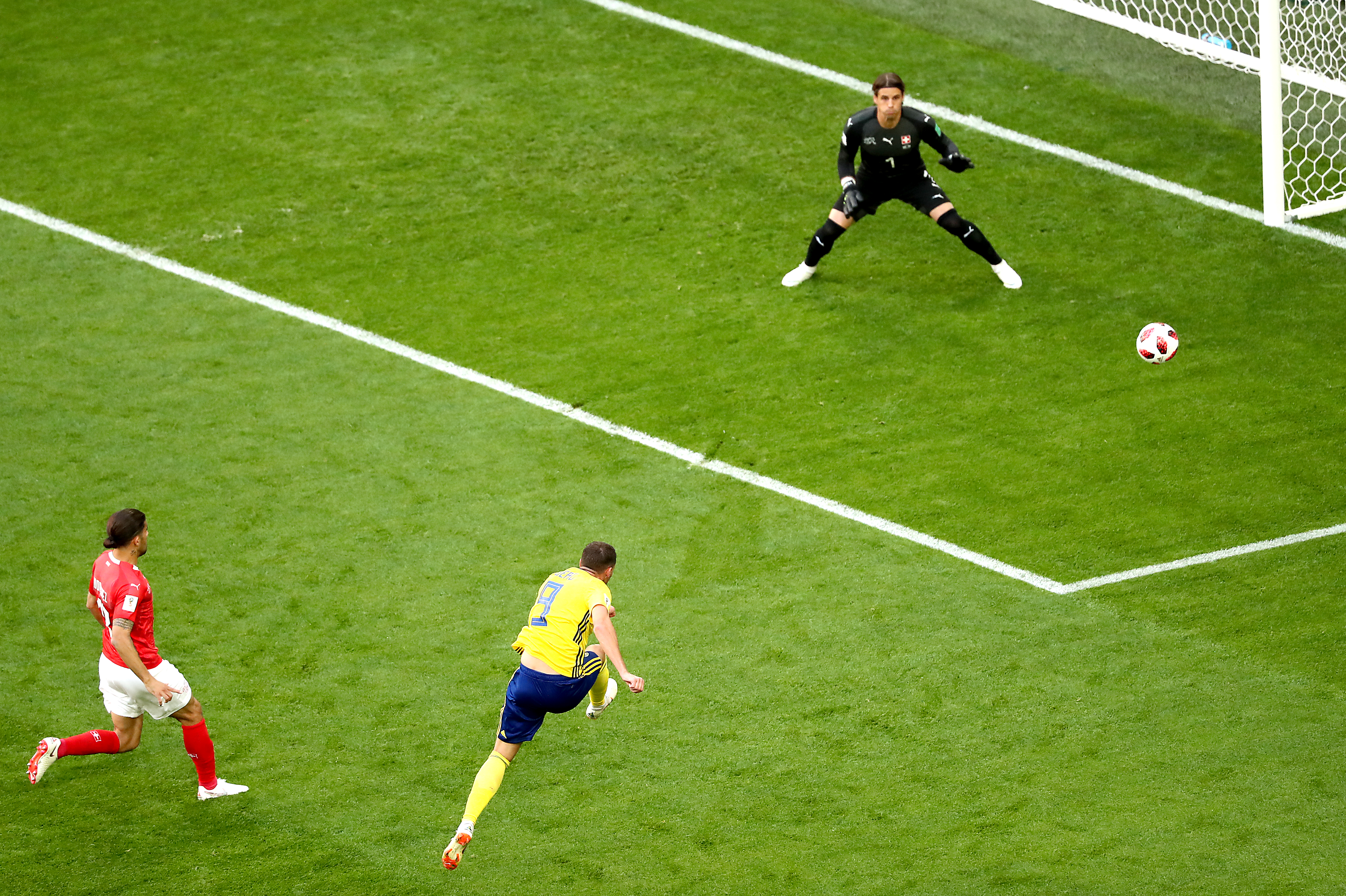 Suedia - Elveția 1-0, în optimile Campionatului Mondial de fotbal Rusia 2018. Eroul Forsberg. Cifră istorică de fani / GALERIE FOTO