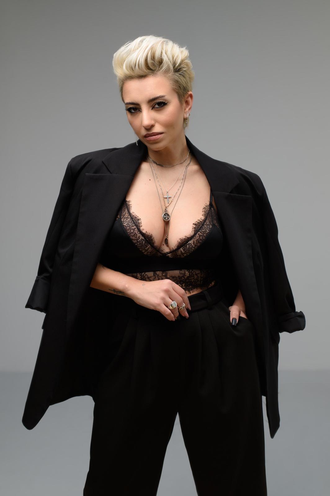 Anunțul făcut de Giulia Anghelescu la 13 ani de la nunta cu Vlad Huidu: „Nu mai pot cu tine”