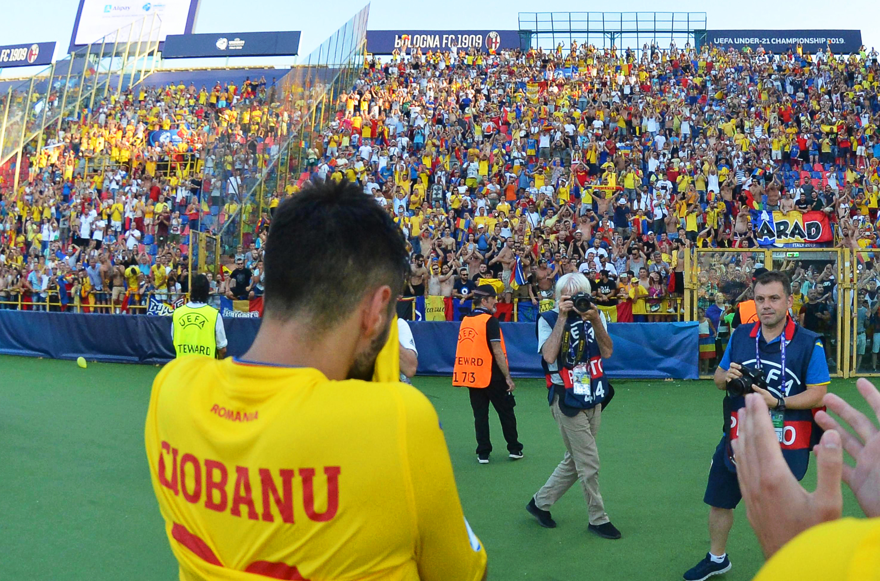 Mihai Stoichiță, directorul tehnic al FRF, îi temperează pe cei care susțin promovarea masivă la Naționala mare a tricolorilor mici: „Nu se poate toți o dată”