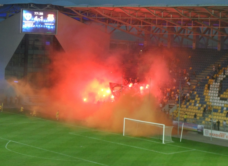 Petrolul Ploiești, încă un show! Peste 5.000 de oameni la meciul de liga a patra Prahova | FOTO&VIDEO