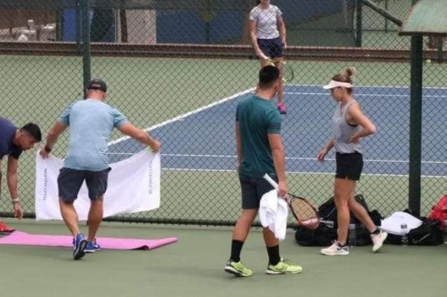 Simona Halep - Dominika Cibulkova, în turul II al turneului de la Wuhan. Simona, eliminată! A fost chinuită de dureri lombare