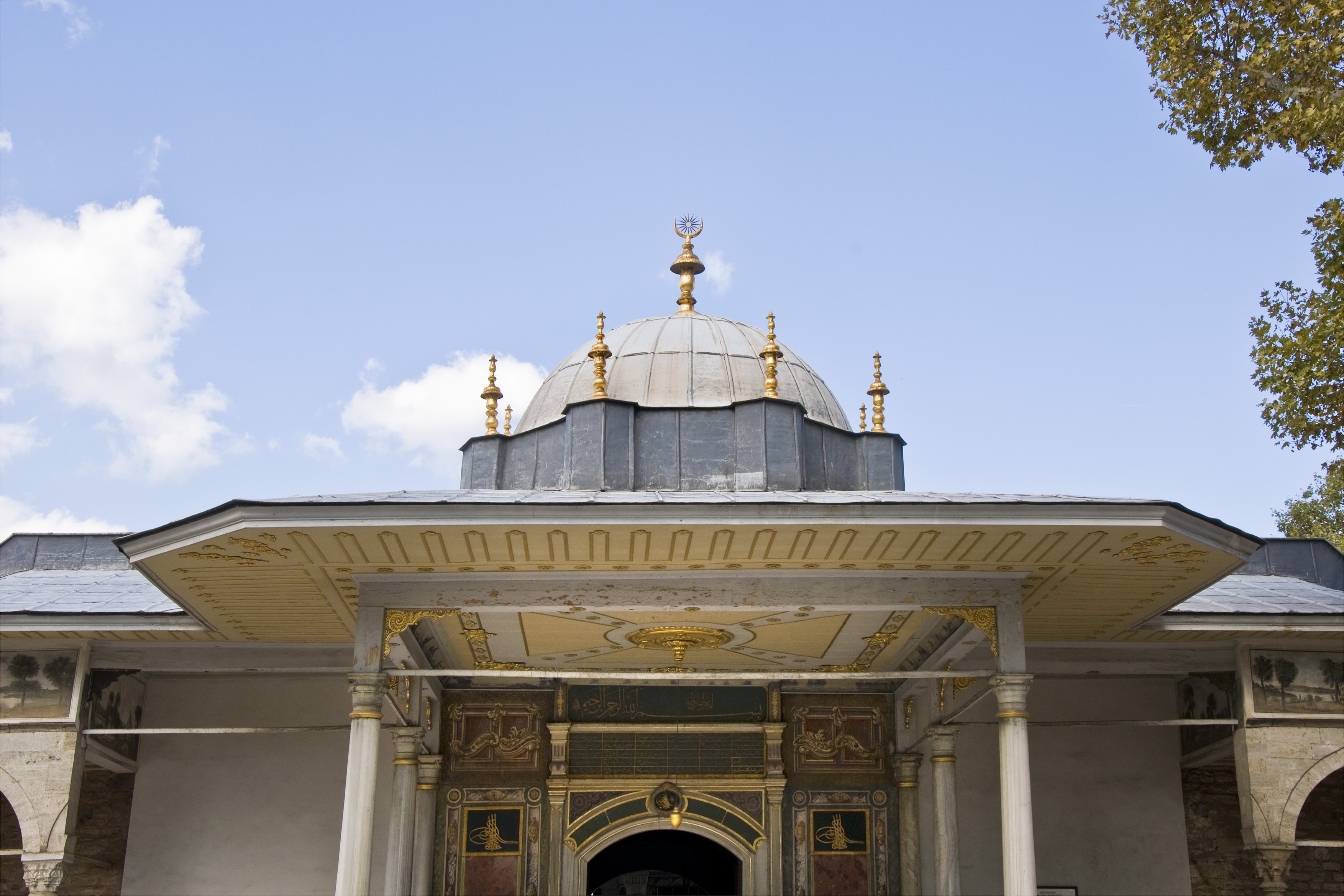 Secretele Palatului Topkapi, simbolul puterii otomane: povestea uneia dintre cele mai impresionante reședințe regale din lume