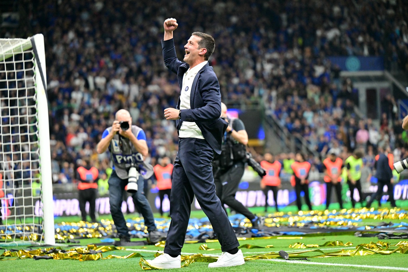 Ce a spus Smiley despre Cristi Chivu: „În umbră”. A văzut din tribune meciul Inter - Parma, care l-a făcut campion în Italia pe antrenorul român