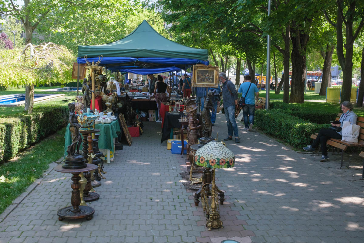 Târgul Anticarilor are loc în acest weekend în Parcul Obor. Obiecte de colecție și concerte speciale