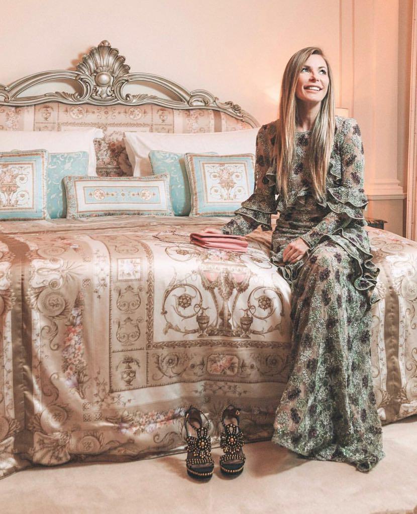 VIDEO EXCLUSIV/Interviu cu Crystal Hefner, văduva ”tăticului” Playboy:„Dacă îl cunoșteam pe Hugh tânăr, nu cred că aș fi făcut față…”