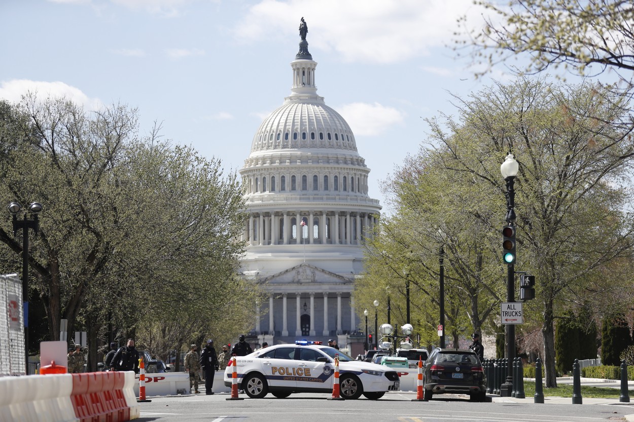 Atac la Capitoliul din Washington. Un polițist a fost ucis, iar altul a fost rănit