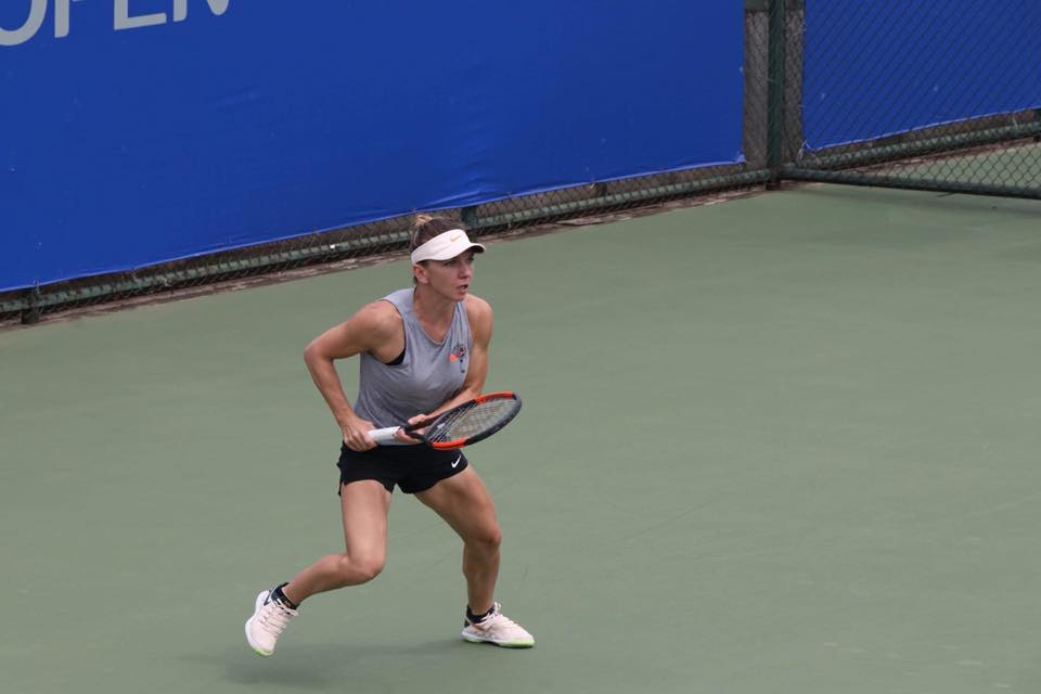 Simona Halep - Dominika Cibulkova, în turul II al turneului de la Wuhan. Simona, eliminată! A fost chinuită de dureri lombare