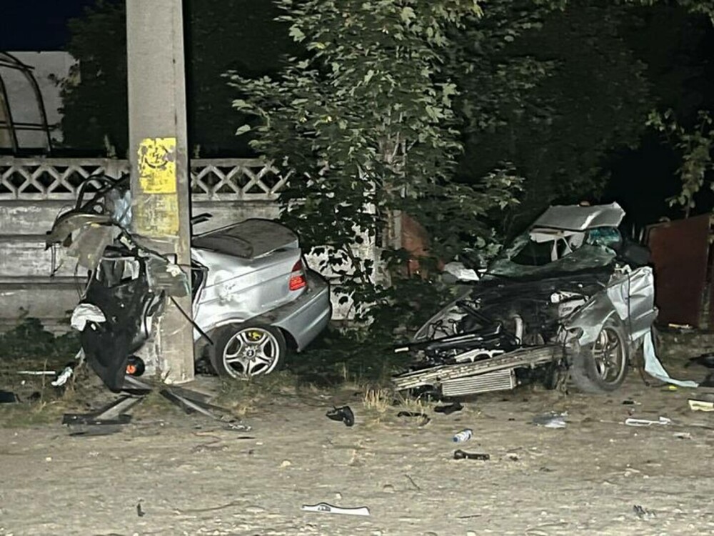 Cine erau cei doi polițiști care au murit în accidentul de la Târgu Lăpuș: „Le-au fost dragi mașinile. Băieți foarte faini”. Mașina lor s-a rupt în două