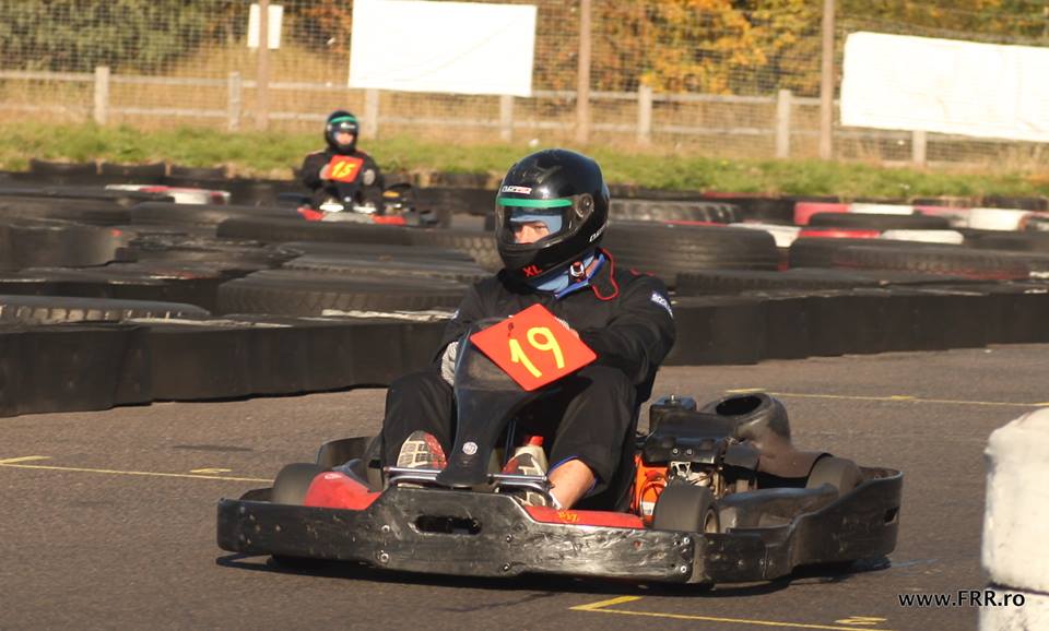 Stejarii s-au distrat la karting, în aşteptarea meciului cu naţionala Canadei, marți, ora 18:45 / GALERIE FOTO