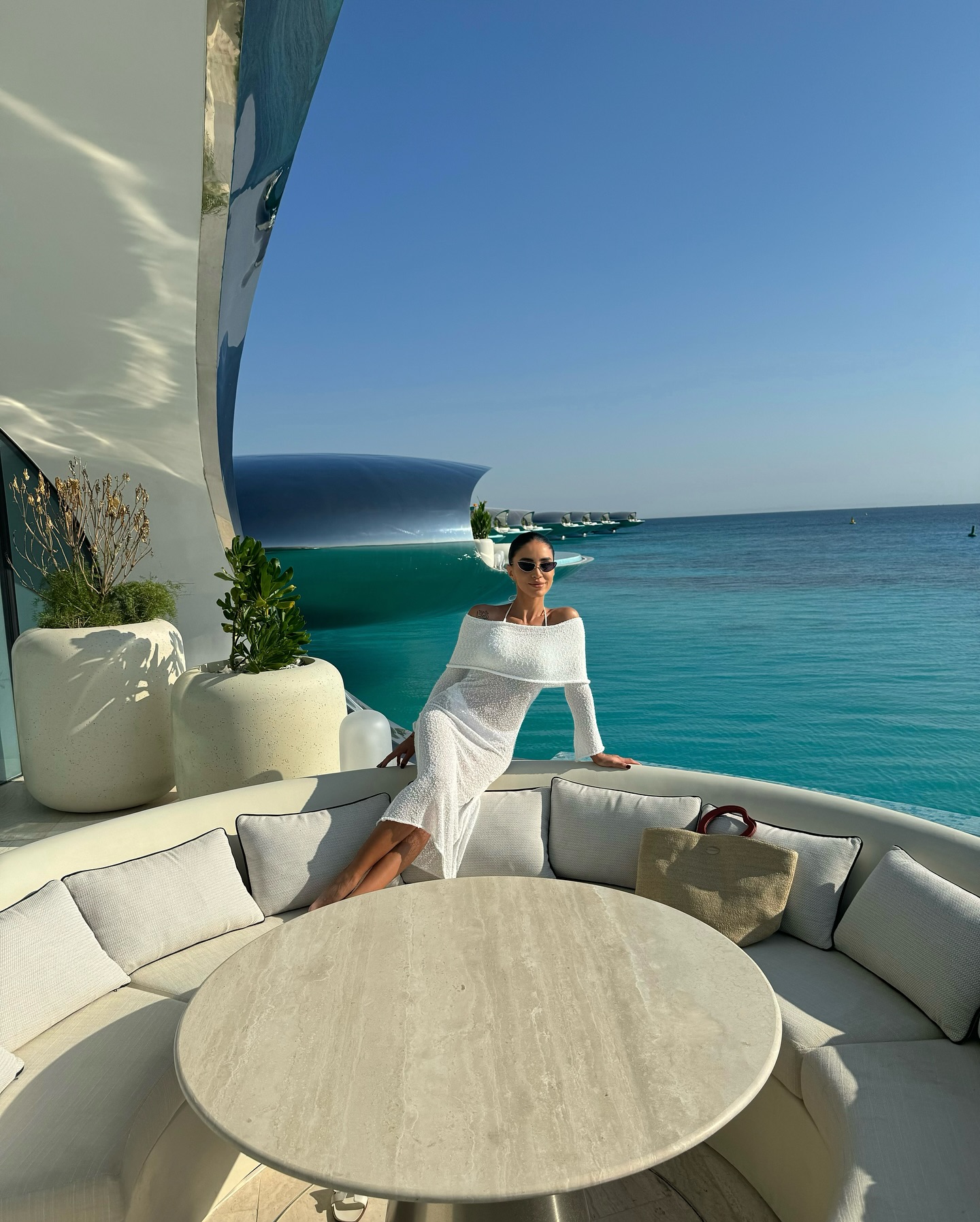 Cât costă o noapte de cazare în resortul de lux din Arabia Saudită unde e Adelina Pestrițu. Fanii au reacționat: „Cred că e de pe altă planetă”