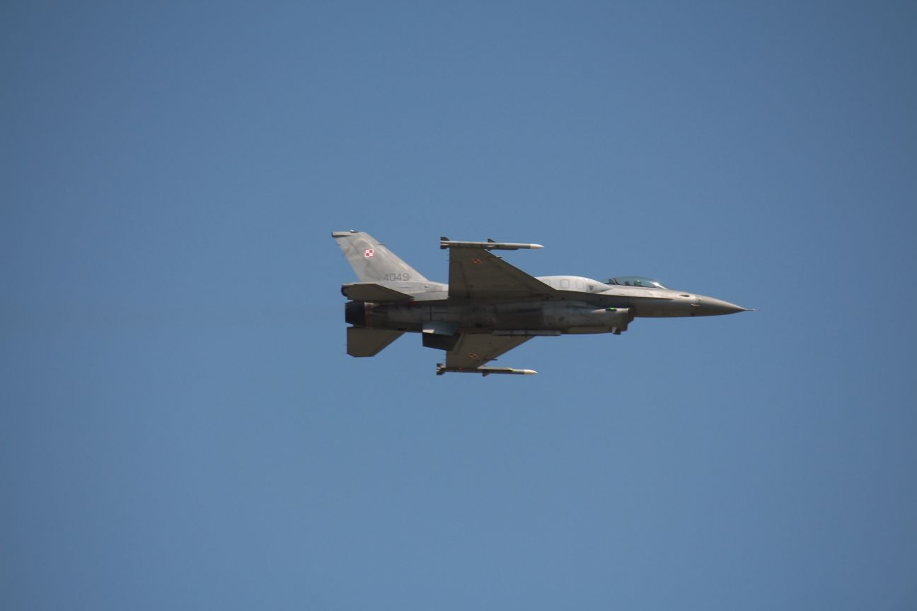 UPDATE | FOTO&VIDEO/ BIAS 2017, spectacol la înălțime! Peste 100 de avioane pe cerul Capitalei, la cel mai mare show aviatic din România. Final spectaculos!
