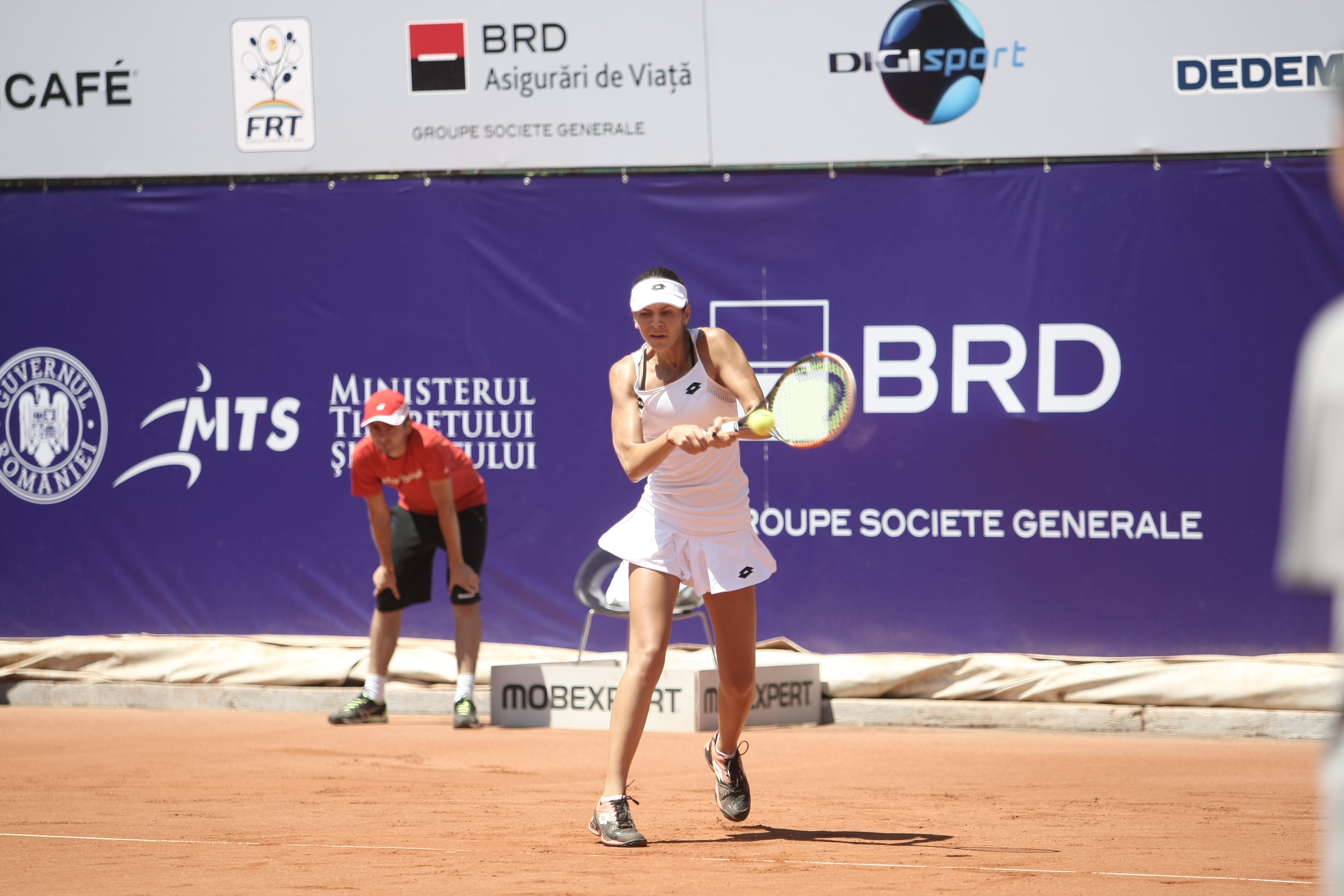 Openul de tenis al României. Halep a pierdut un set la locul 200 WTA, dar a întors scorul ca o campioană! / LIVESCORE și GALERIE FOTO&VIDEO
