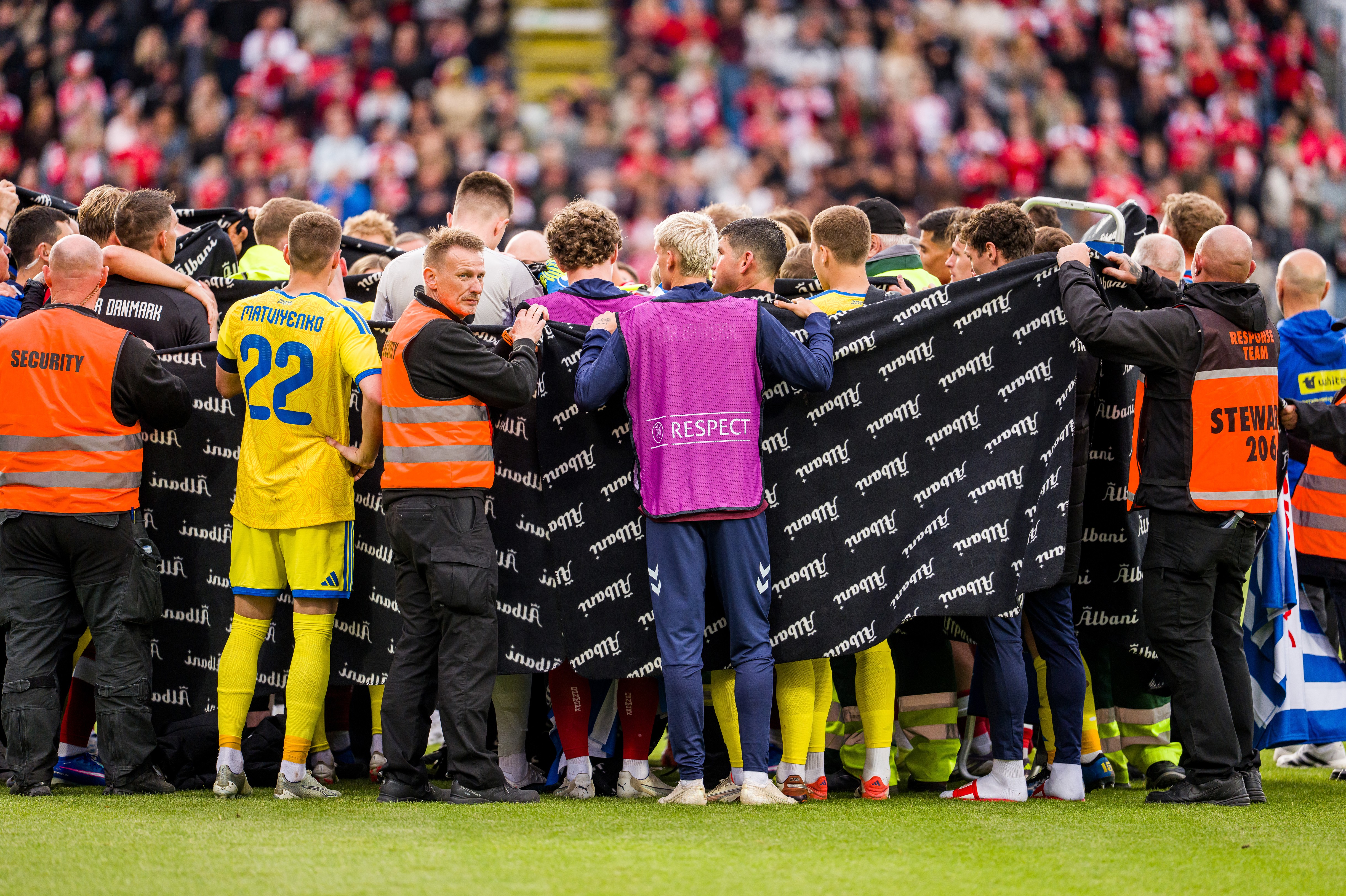 Cuvântul rostit de Christian Eriksen înainte să se prăbușească din nou pe terenul de fotbal: „Atunci am ajuns lângă el”