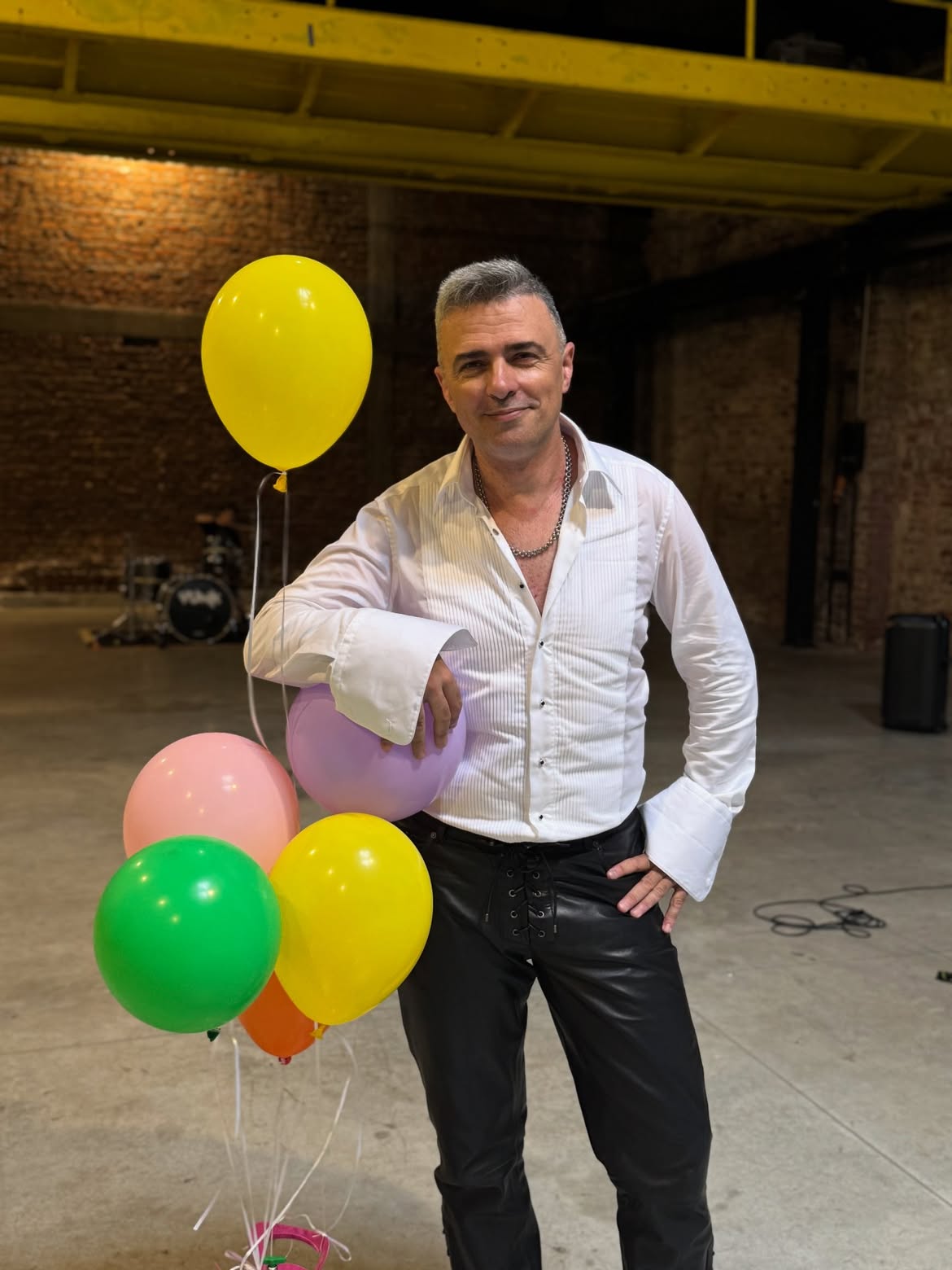 Cum a apărut Cornel Ilie alături de copiii lui: „Au încercat să facă lumea mai frumoasă”. Videoclip inedit postat pe YouTube