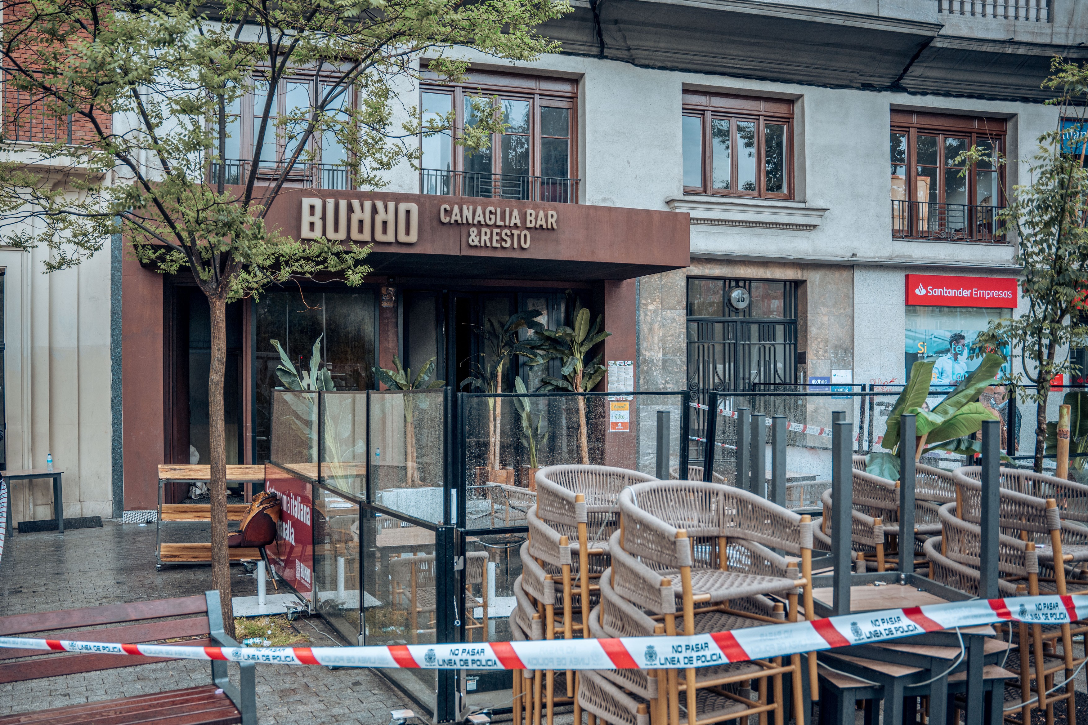 Doi morți și mai mulți răniți, într-un incendiu provocat de o pizza flambată la un restaurant din Madrid