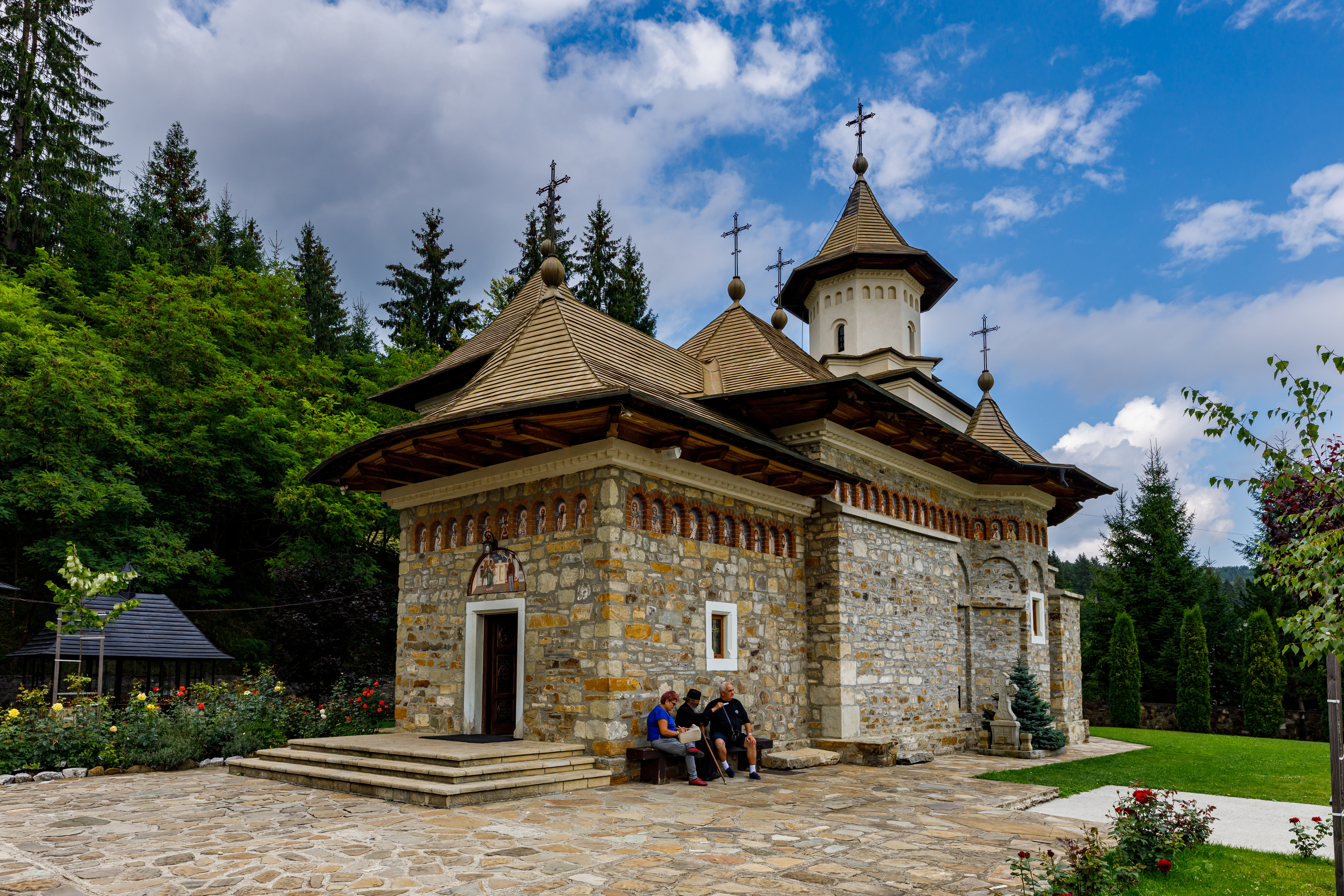De 1 Mai, românii preferă minivacanțe în țară și sejururi în străinătate. Care sunt destinațiile exotice căutate la agențiile de turism?