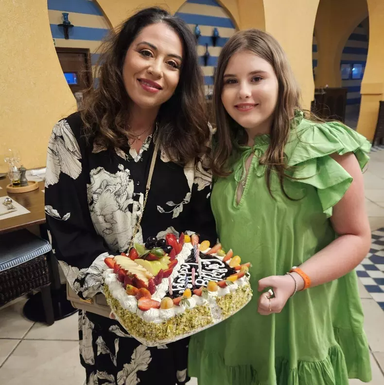 Motivul pentru care Oana Roman a fost nevoită să-și ia fiica din tabără. Vedeta a mers de urgență la Târgu Jiu