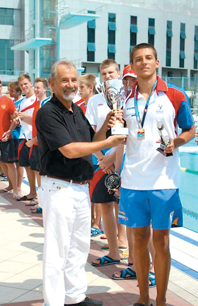 ”Il Fenomeno”, copilul care ne-a dus la turneul preolimpic. Mariuș Țic a învățat să înoate în 10 zile! Ambiția părintelui! Portarul, ofertat din străinătate