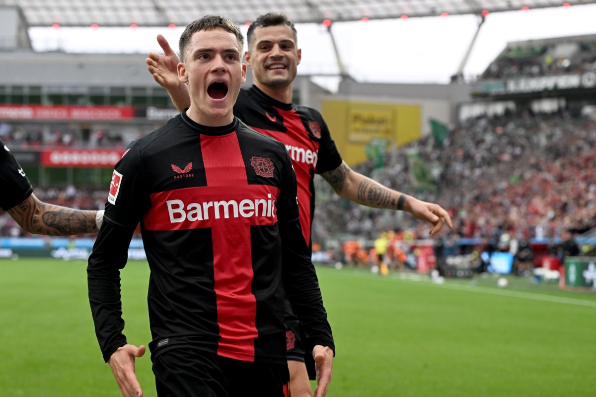 Bayer Leverkusen, campioană a Germaniei pentru prima oară în istoria sa de 120 de ani. Fanii au intrat pe gazon