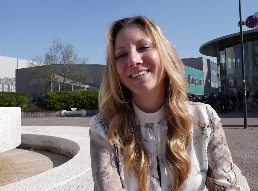 VIDEO / Vera Quarleri, tânăra din Italia care a avut badantă din România pentru bunica ei. Inspirată de ea, și-a dat disertația în Sindromul Italia