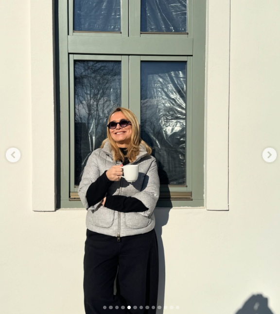 Andreea Esca și soțul ei și-au luat o nouă casă în Porumbacu de Sus. Cum arată locuința. „Această fereastră este una dintre bucuriile neașteptate ale anului 2025”