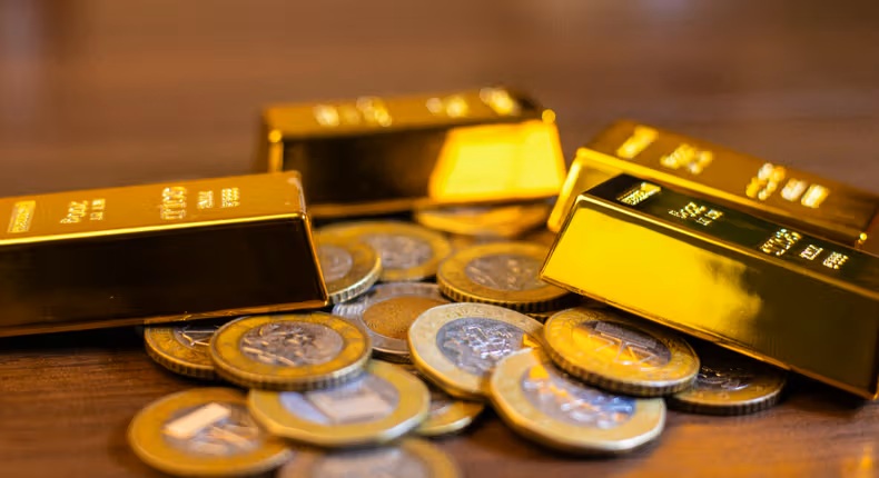 Zambia considers cutting gold tax as $1.8 billion trade gap exposes informal market