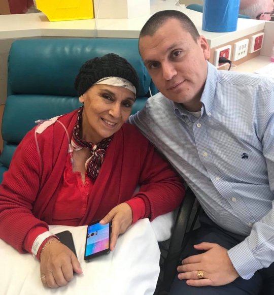 FOTO | Gestul emoționant făcut de paramedicii din Australia. I-au îndeplinit ultima dorință unei femei aflate pe moarte