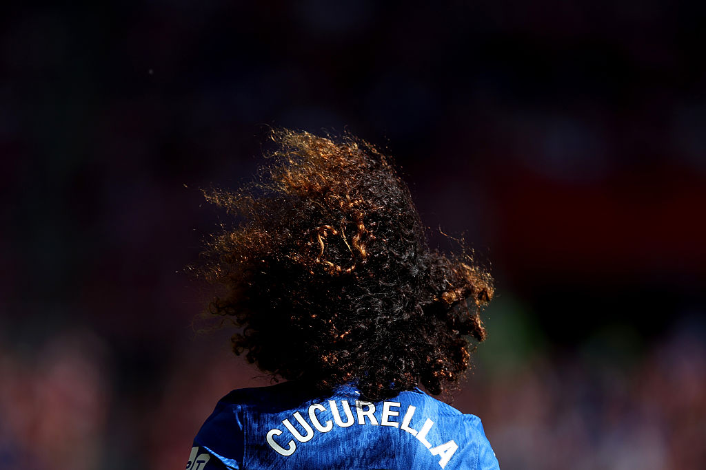 Inconfundabilul pletos Marc Cucurella, noua achiziție a lui Real Madrid: tatăl a trei copii, un fiu autist și cu o parteneră, Claudia Rodríguez, designer și fostă balerină