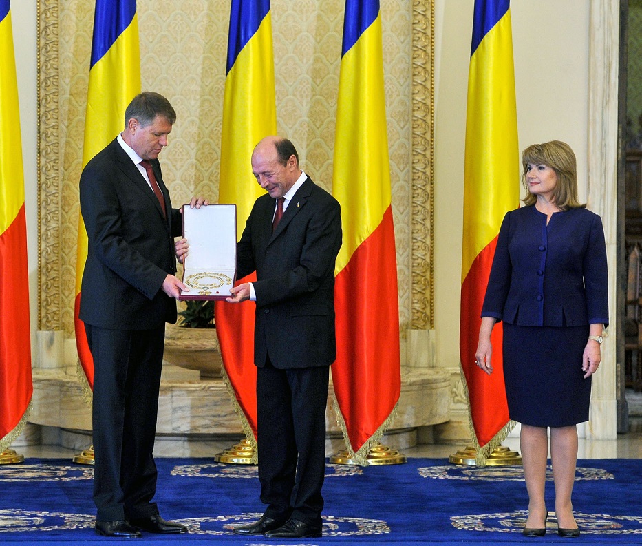 Maria Băsescu a împlinit 71 de ani. Cum îi comentează Cătălin Botezatu aparițiile: „Este printre puținele doamne ale lumii care s-au remarcat printr-o atitudine superbă”