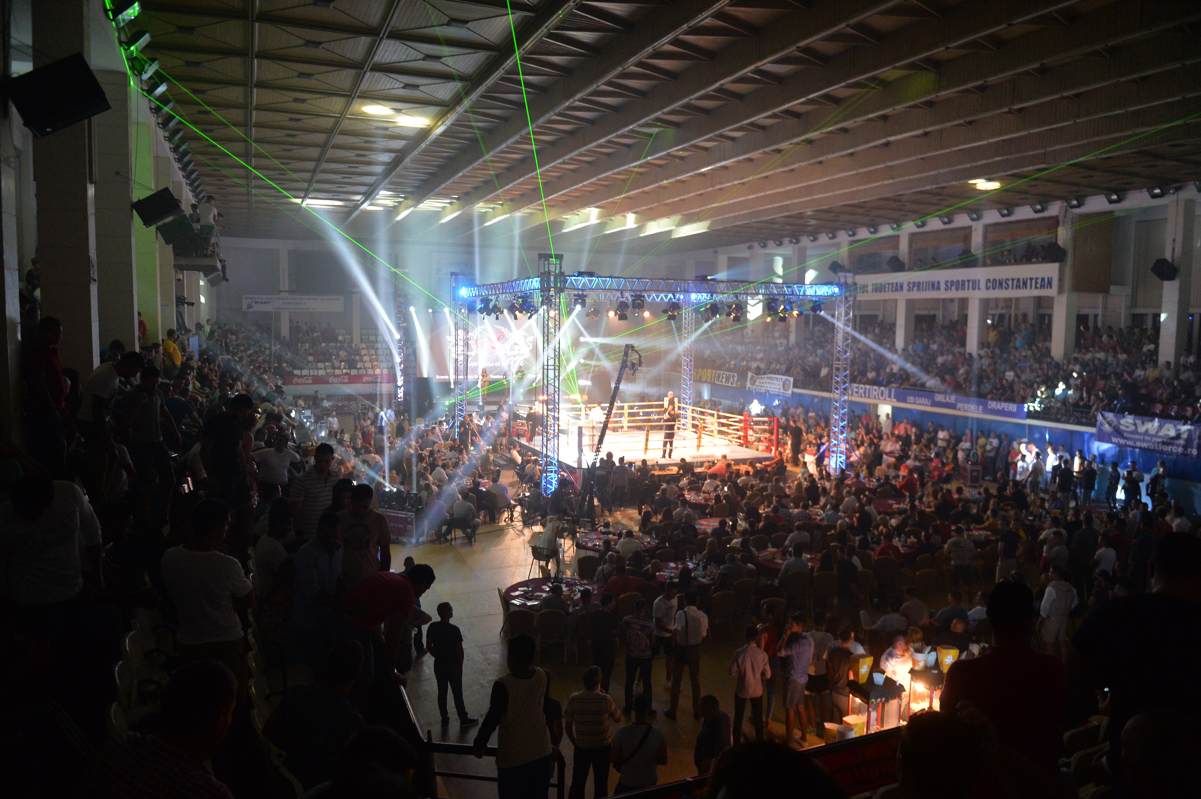 SUPERKOMBAT CONSTANȚA: Cătălin Moroșanu l-a distrus pe gigantul de 2,07 metri / REZULTATE & GALERIE FOTO & VIDEO