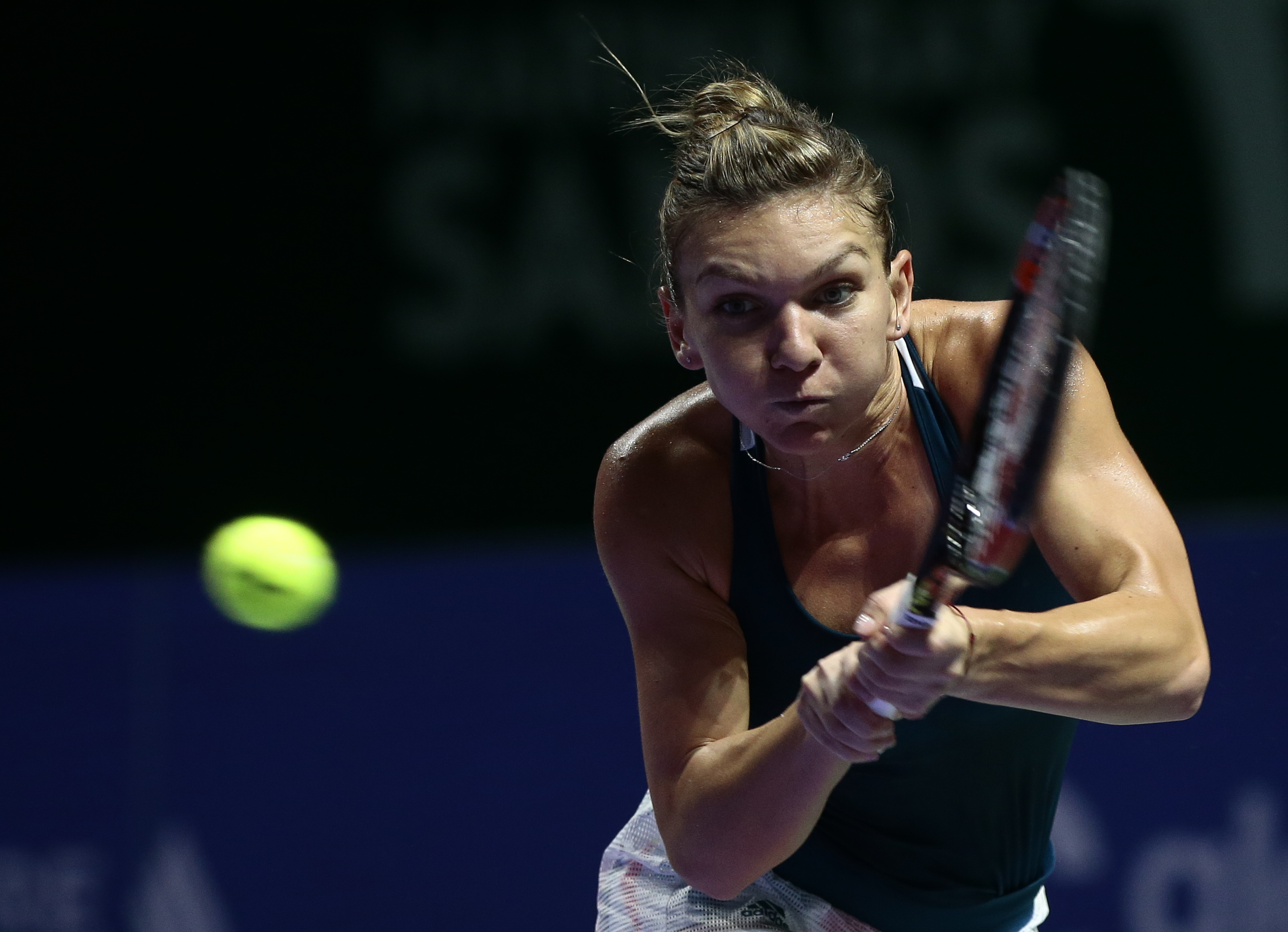Tenis, Turneul Campioanelor. Simona Halep, victorie en-fanfare cu Madison Keys. Kerber, liderul mondial, a trecut greu de Cibulkova / FOTO&VIDEO