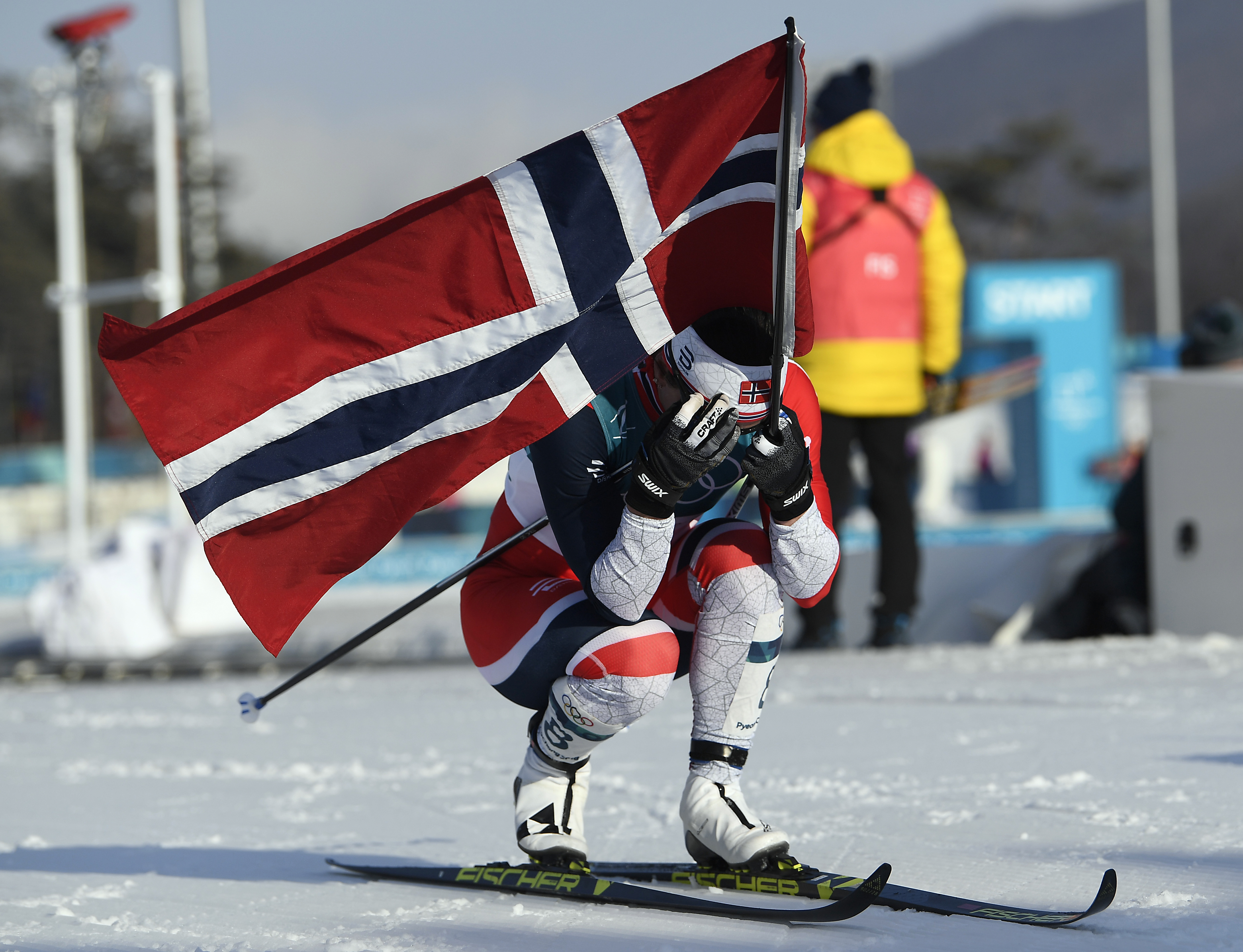 Marit Bjoergen, sportiva cu cele mai multe medalii în istoria Olimpiadelor de iarnă. Norvegianca a închis Jocurile Olimpice de iarnă 2018 cu un aur la schi fond, start în masă! | FOTO
