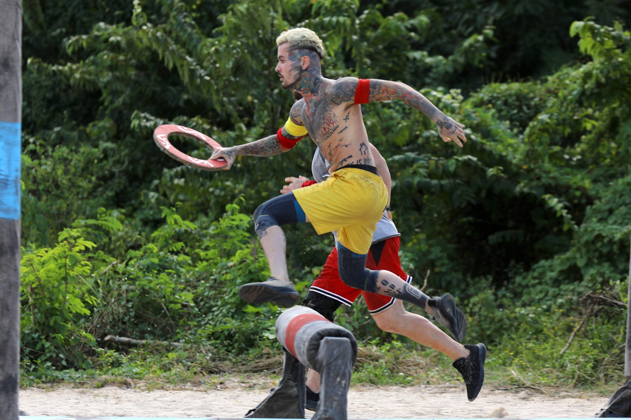 Jador i-a lansat acuzații dure lui Zanni la Survivor All Stars, în ediția de aseară. „Sunt un om care a plecat de la sapă și a ajuns la microfon”