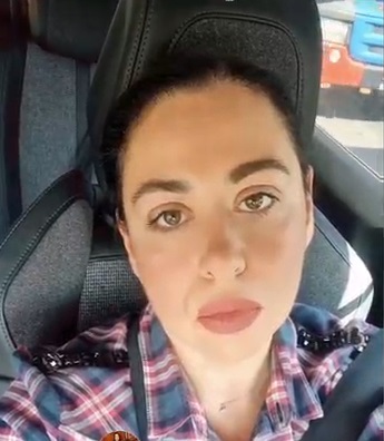 Oana Roman, criticată de fani pentru că nu păstrează curățenia: „Cămașa de pe jos nu o să dea bine”. Vedeta a răbufnit