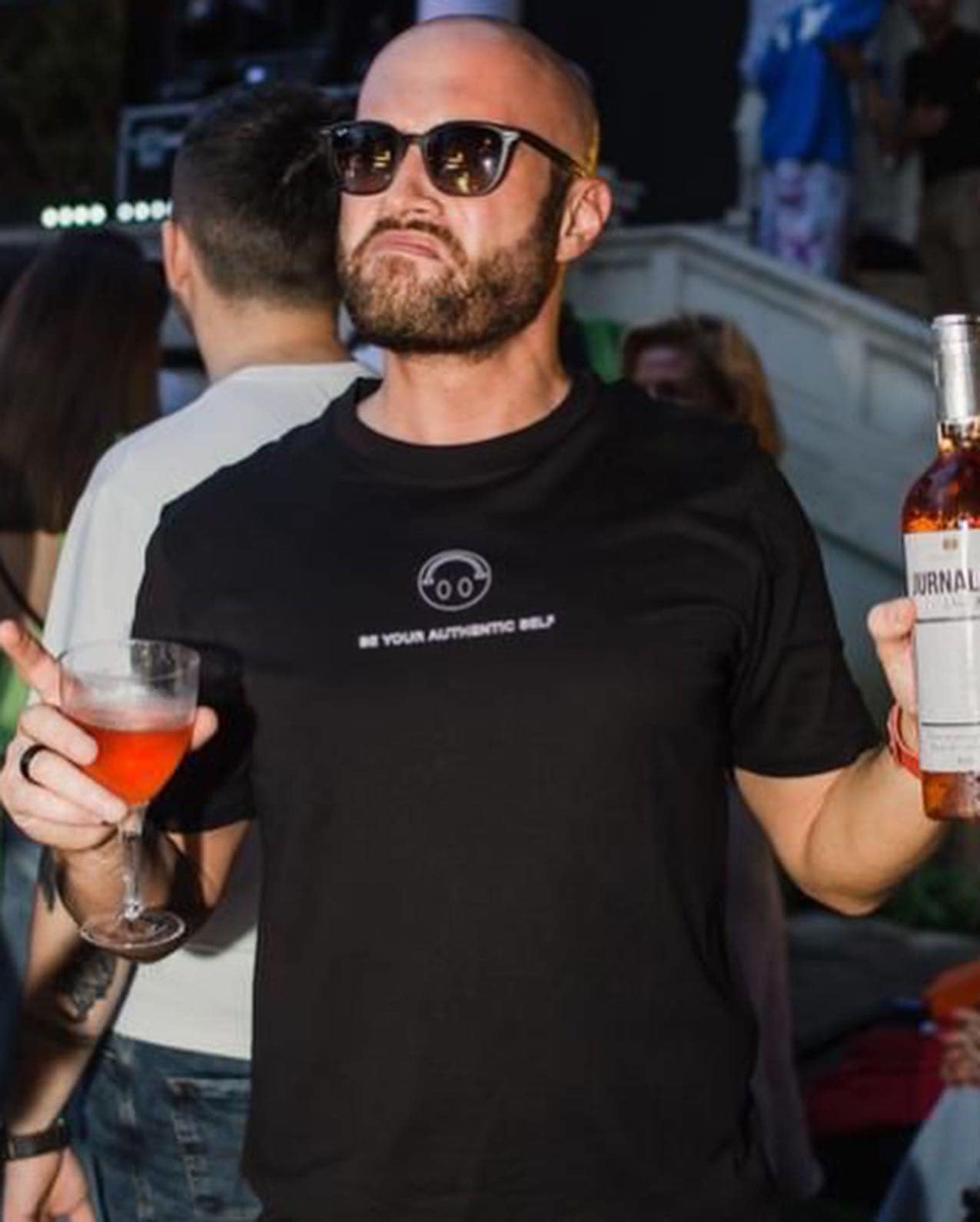 Ce a pățit Mihai Bendeac după ce polițiștii l-au oprit în trafic. Actorul a povestit totul. „Îmi place alcoolul. Beau când apuc de sting”
