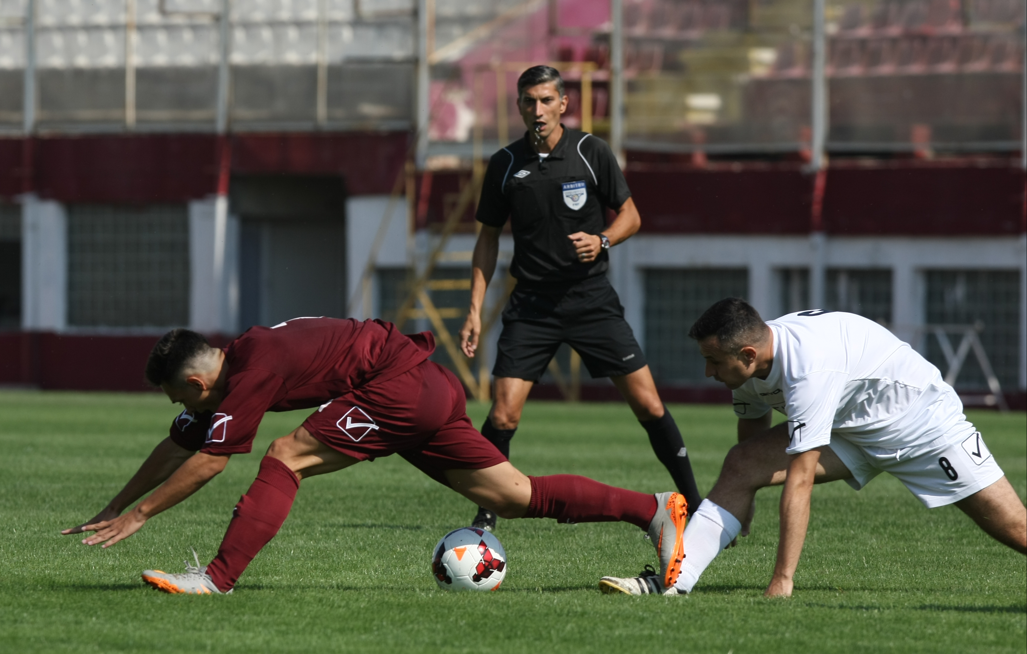 Meciul AFC Rapid - ASSC Rapid, din Liga V, întârziat cu un sfert de oră: s-a defectat imprimanta care tipărea biletele! Scor categoric: 5-0 | FOTO