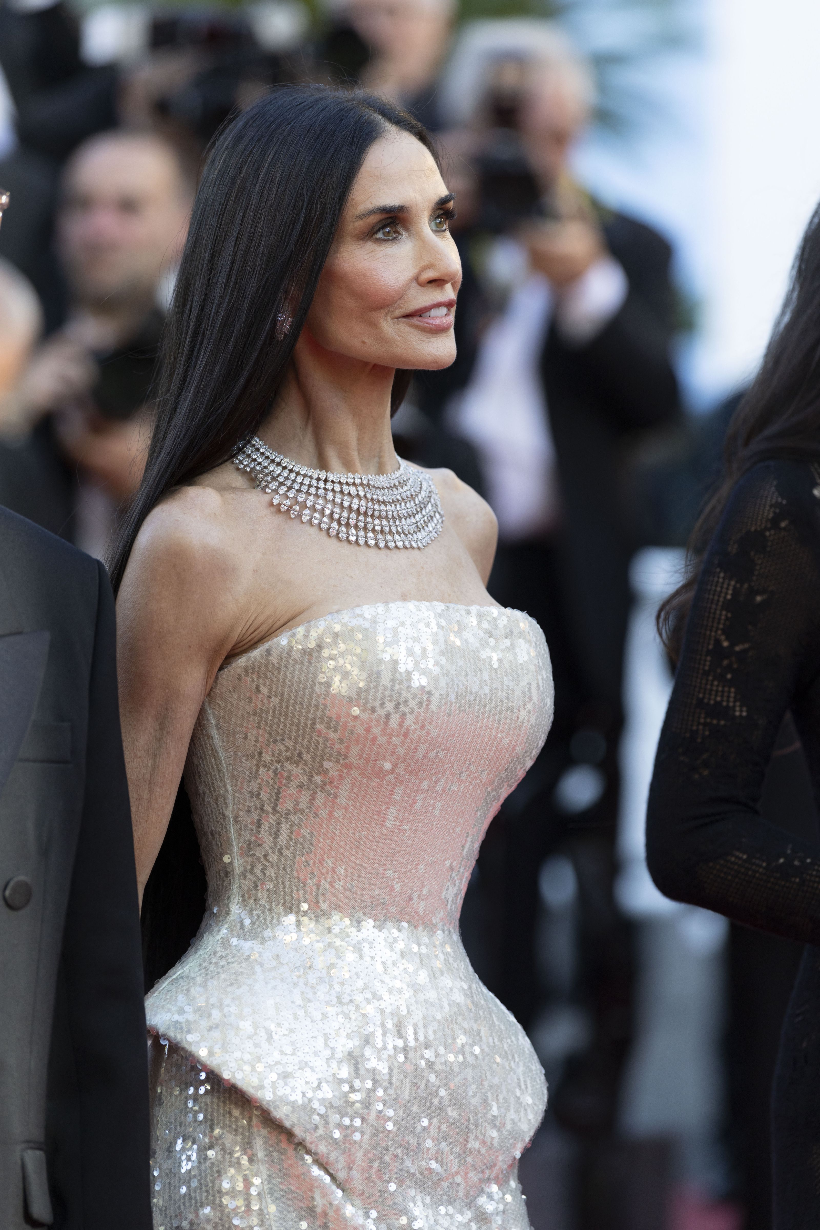 Vedete pe covorul roșu la Festivalul de Film de la Cannes 2026. Apariții spectaculoase în prima zi a evenimentului