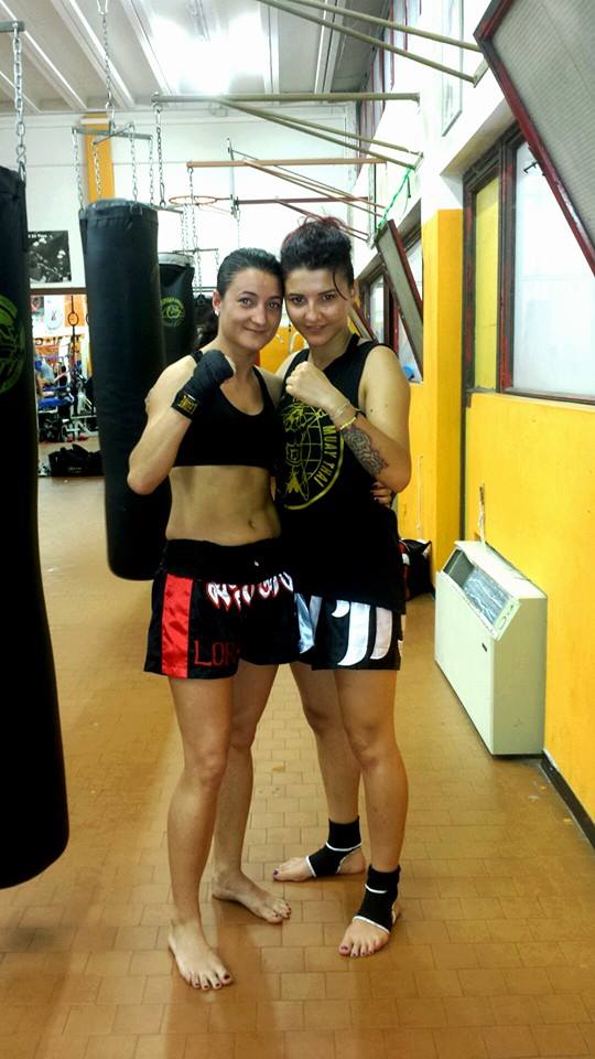 ITALIA - ROMÂNIA! SportNews.ro a descoperit la Bologna un Rocky la feminin! ^S-a apucat de karate, după ce a fost bătută de tatăl său