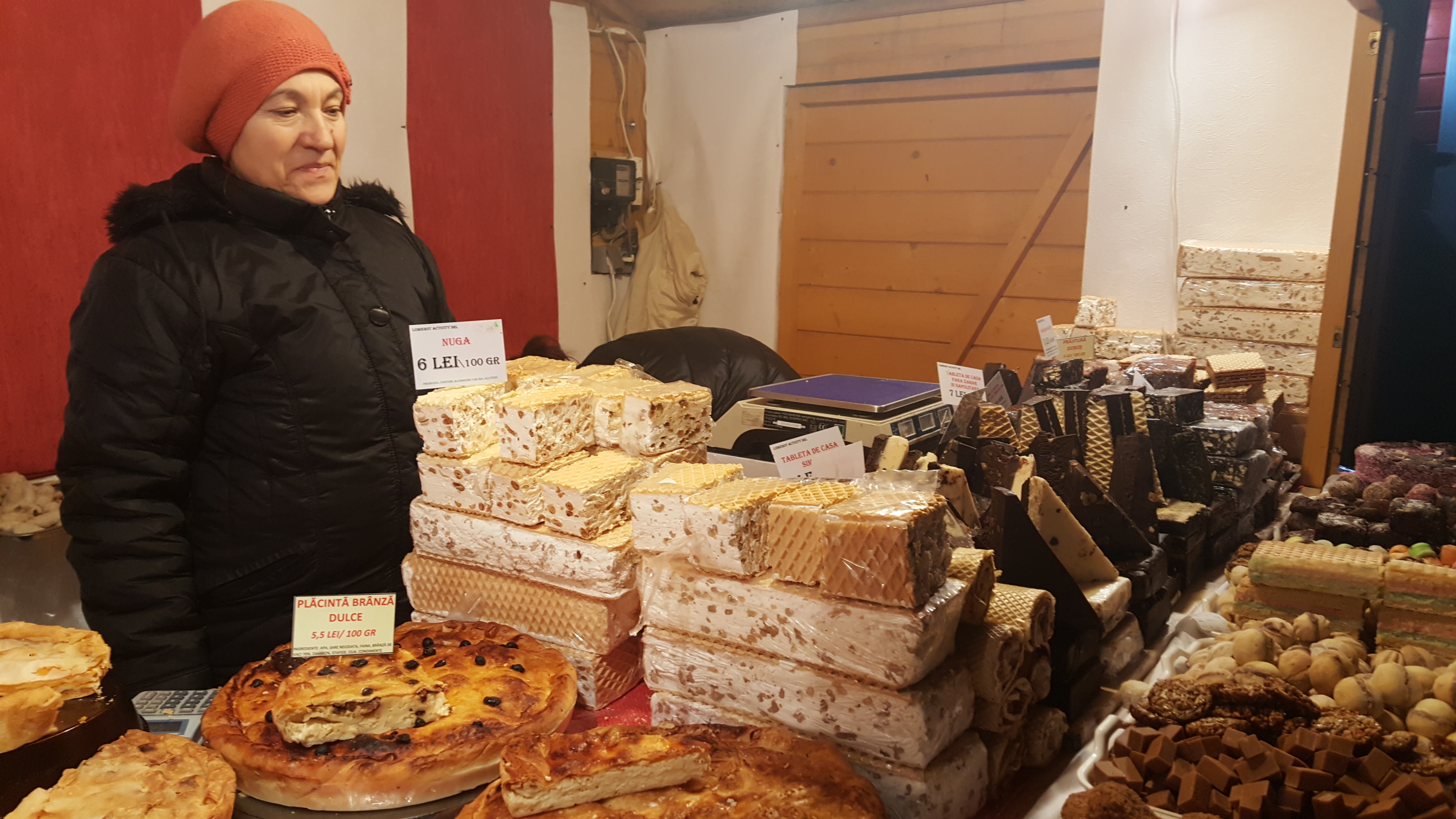 Peste 10.000 de oameni au fost prezenți la deschiderea Târgului de Crăciun din Sibiu | GALERIE FOTO