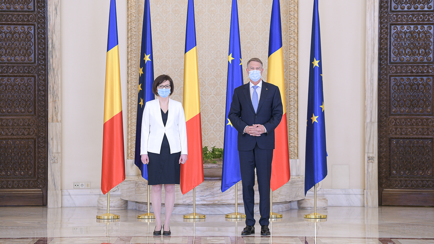 Ioana Mihăilă a depus jurământul de învestitură ca ministru al sănătății. Iohannis, „bucuros că în coaliție s-a găsit un modus vivendi”